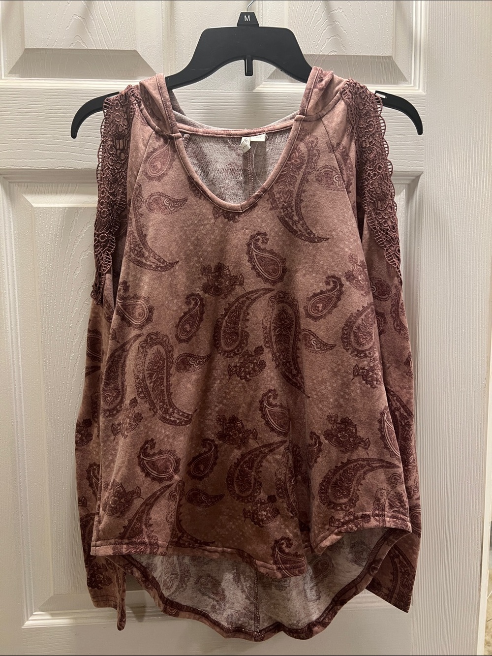 Cato Mauve Paisley Cold-Shoulder Hoodie